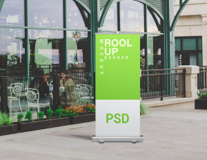 Mockup standee PSD mẫu số 7